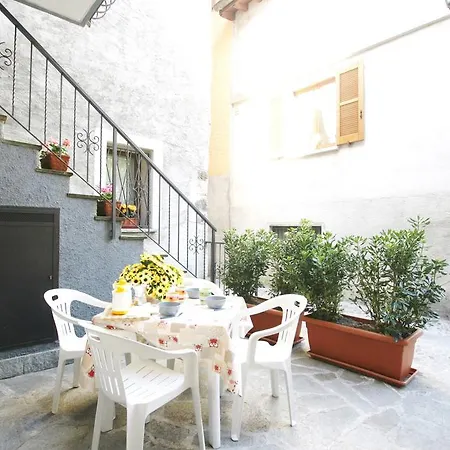 Casa Del Borgo Apartment *